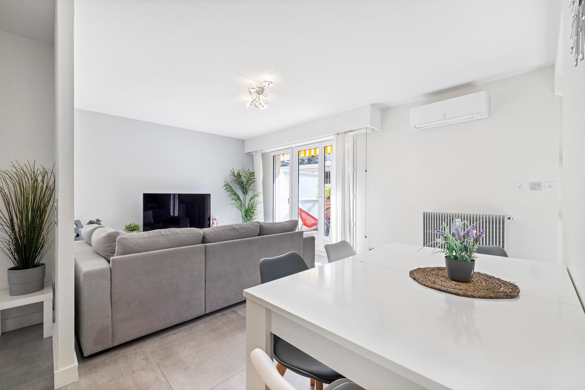 Le Hammam Azur Apartment Ница Екстериор снимка
