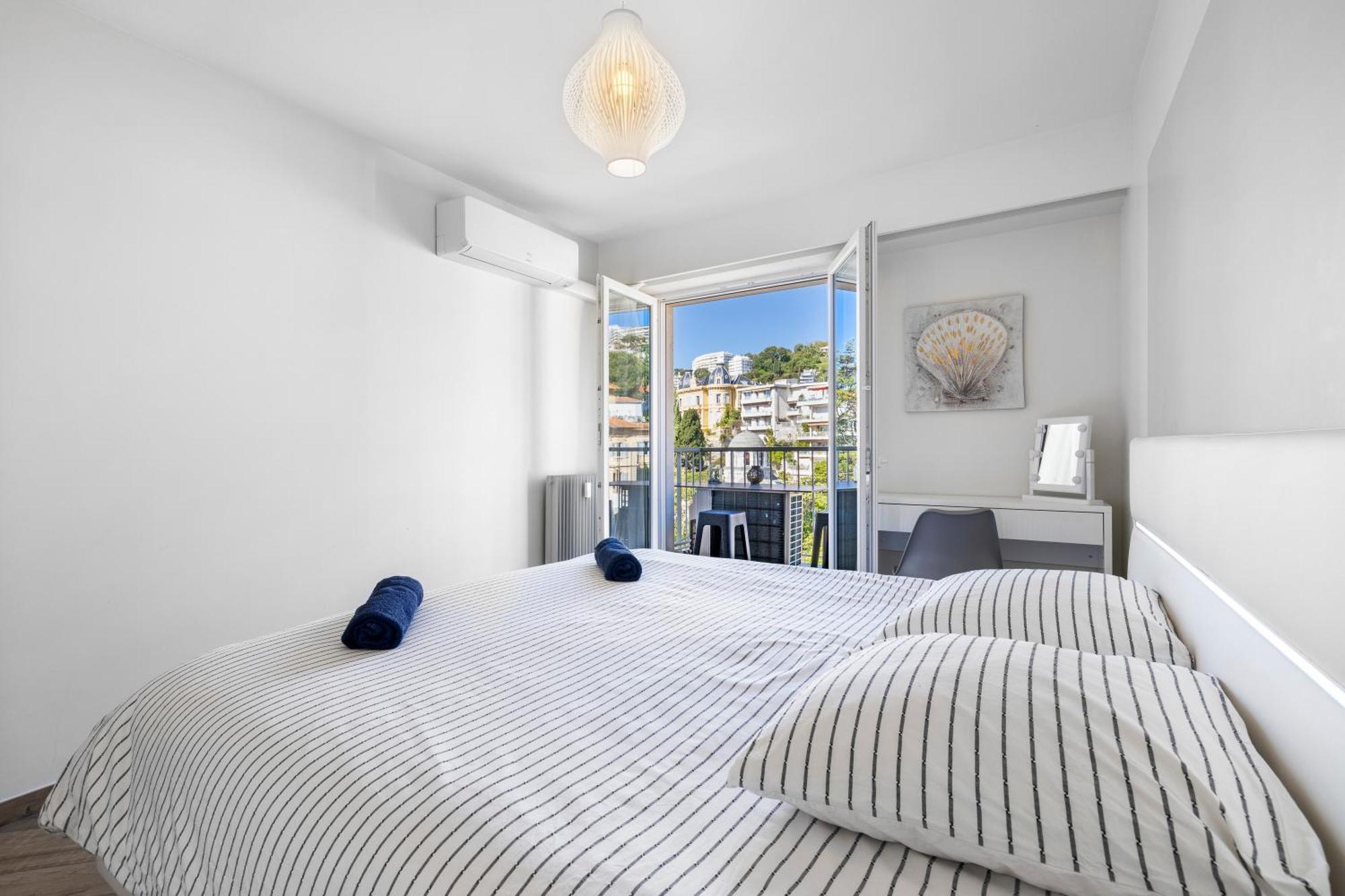 Le Hammam Azur Apartment Ница Екстериор снимка